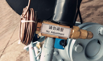 風(fēng)冷箱式冷水機(jī)停機(jī)時應(yīng)該注意哪些？