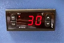 冷水機組溫度如何設定與控制(MTR12溫控器)？